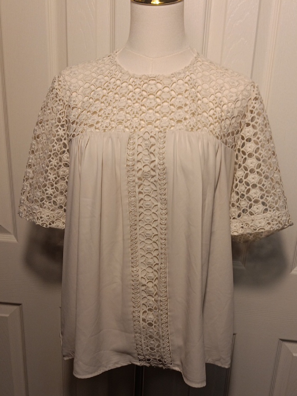 Ann Taylor Cream Bohemian Style Peasant Blouse With Crochet Details